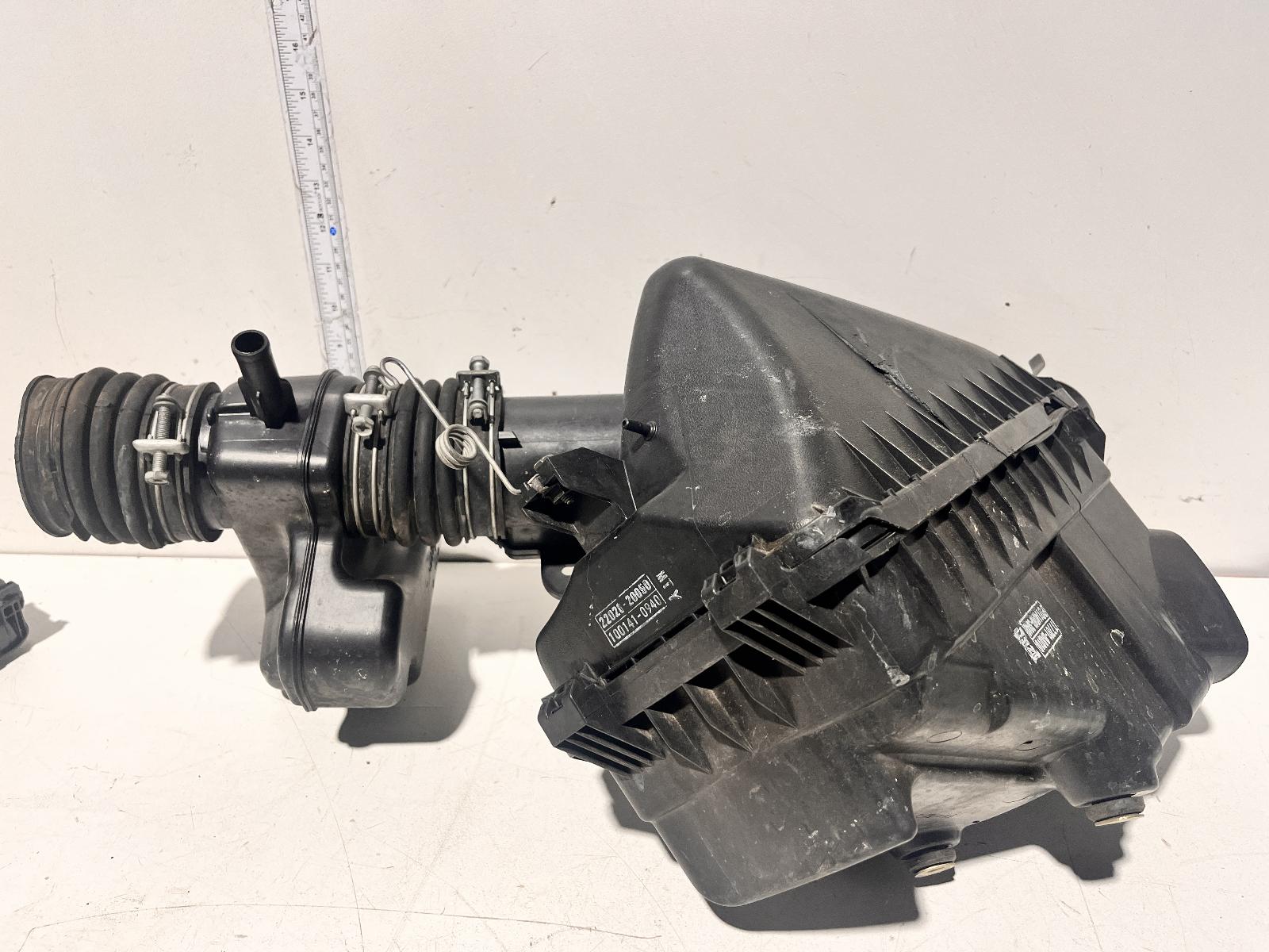 View Auto part Air Cleaner/Box Lexus Es300 (92-05) 1999