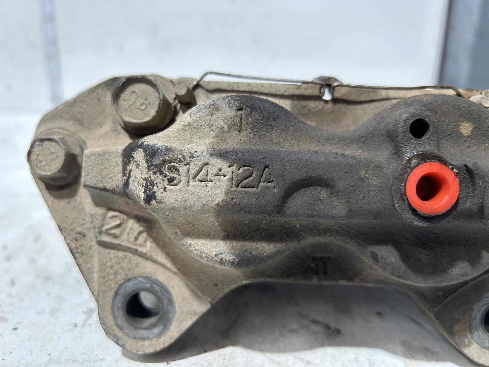 View Auto part Caliper Toyota Landcruiser 2004