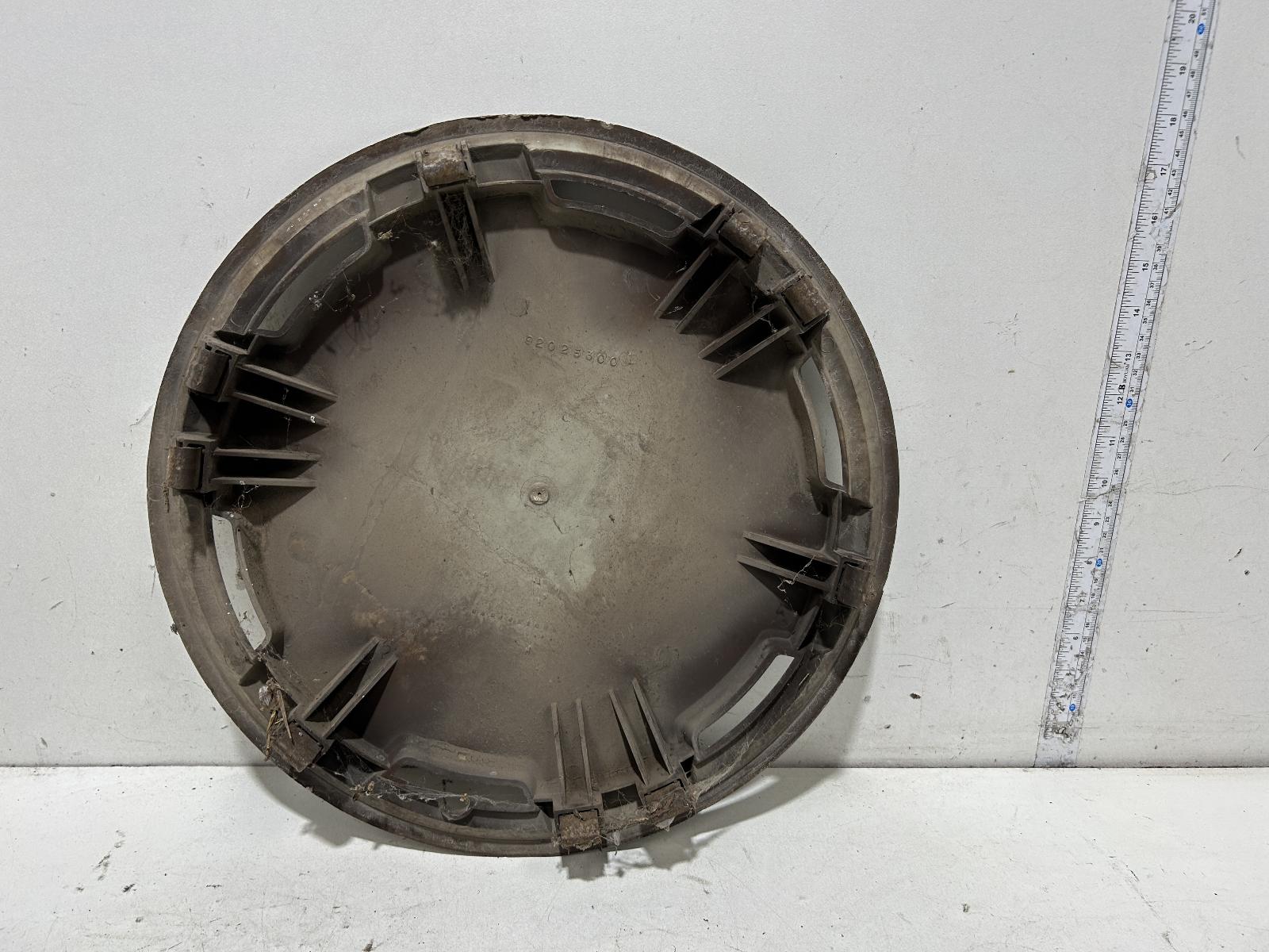 View Auto part Wheel Cover/Hub Cap Holden Commodore 1990