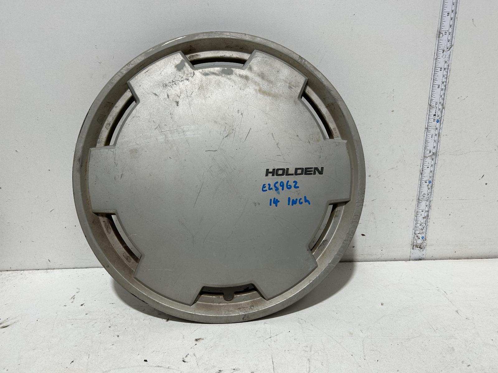 View Auto part Wheel Cover/Hub Cap Holden Commodore 1990