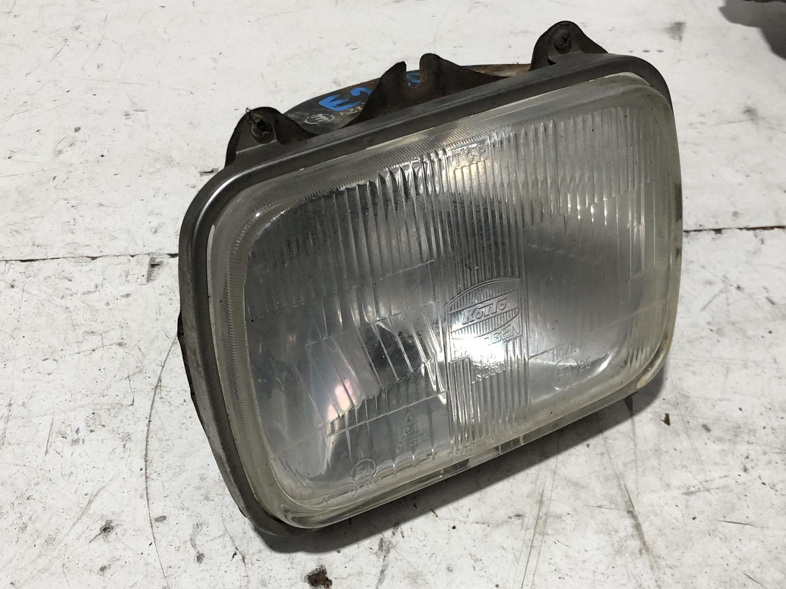 View Auto part Right Headlamp Ford Courier 1993