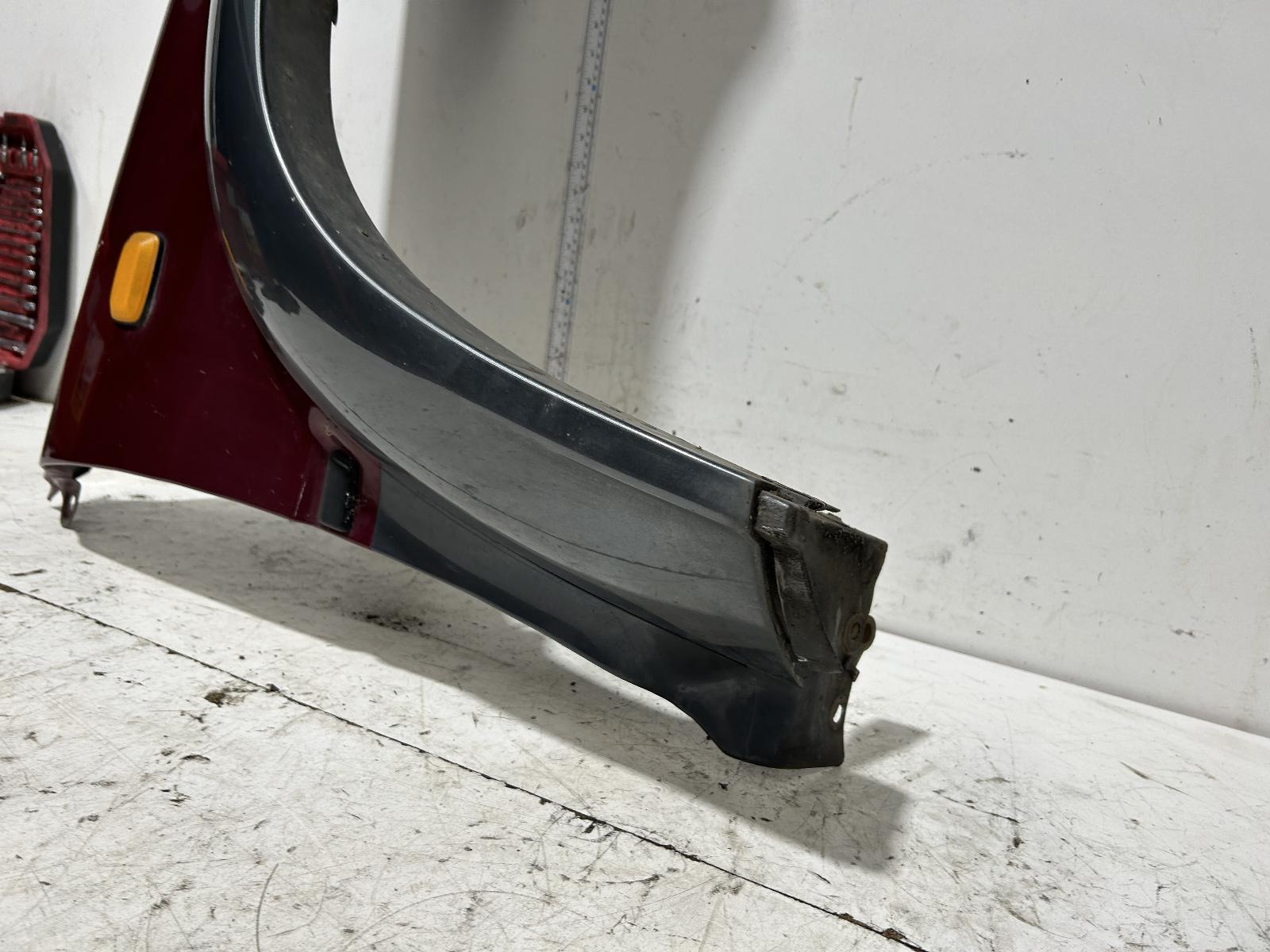 View Auto part Right Guard Toyota Surf 1992