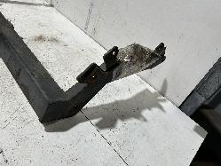 View Auto part Towbar Toyota Surf 1992