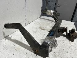 View Auto part Towbar Toyota Surf 1992