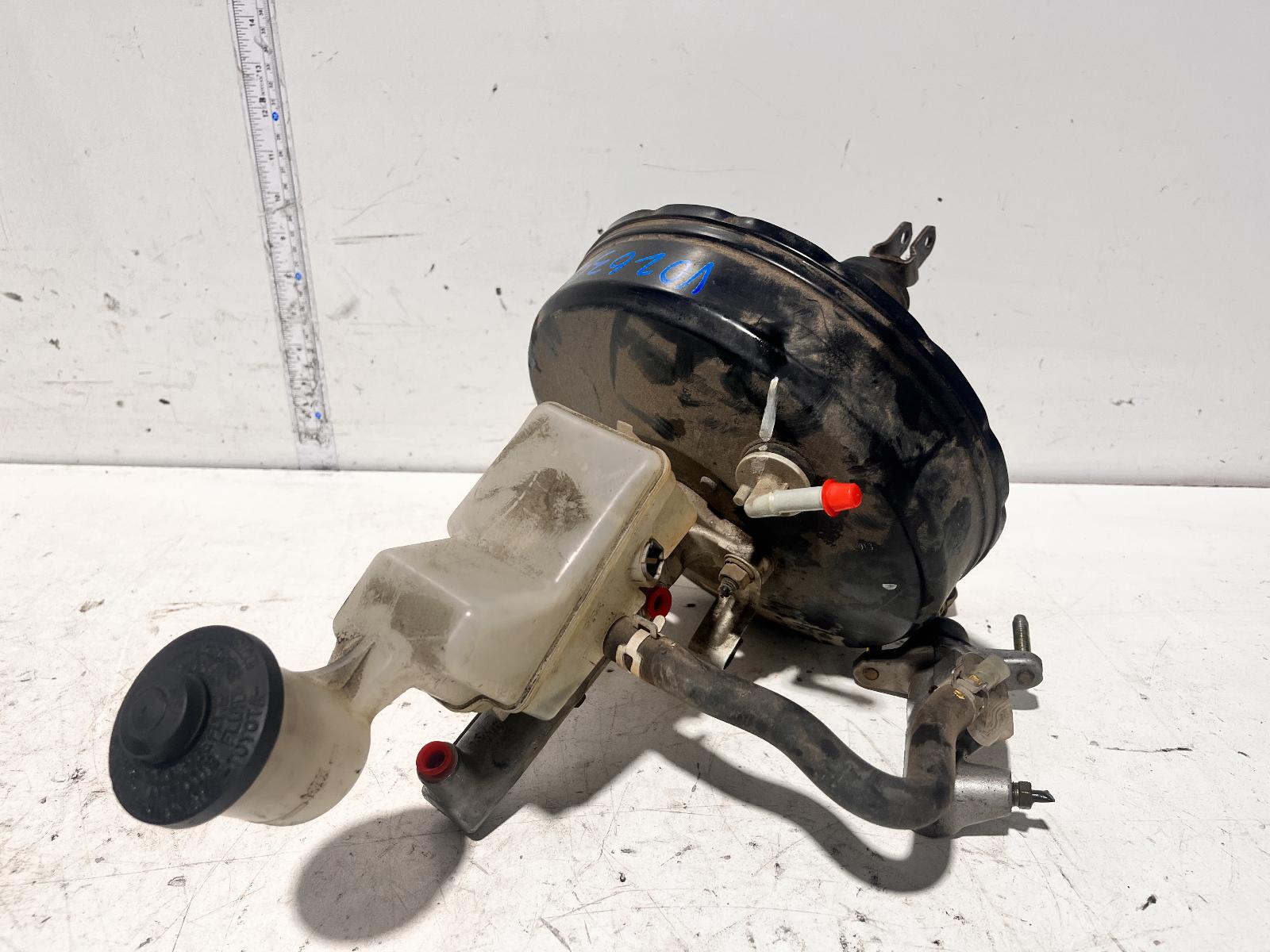 Brake Booster Corolla Toyota 2003