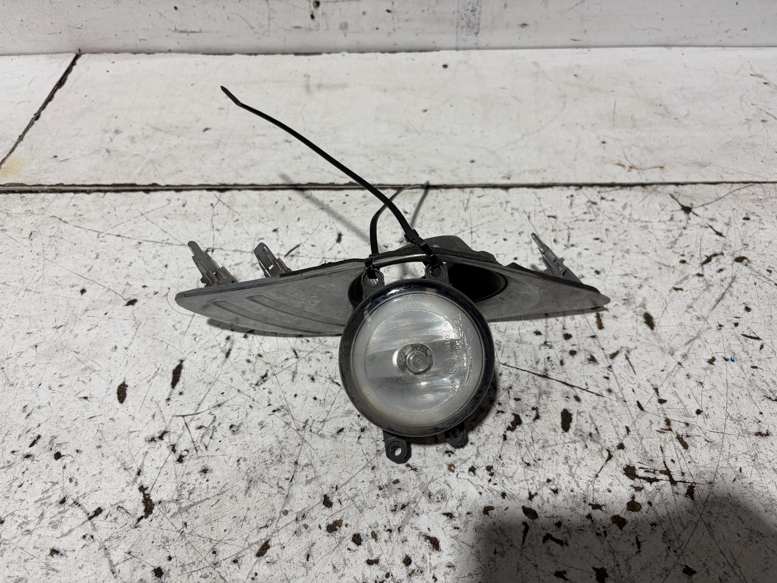 View Auto part Left Indicator/Fog/Side Toyota Camry 2014