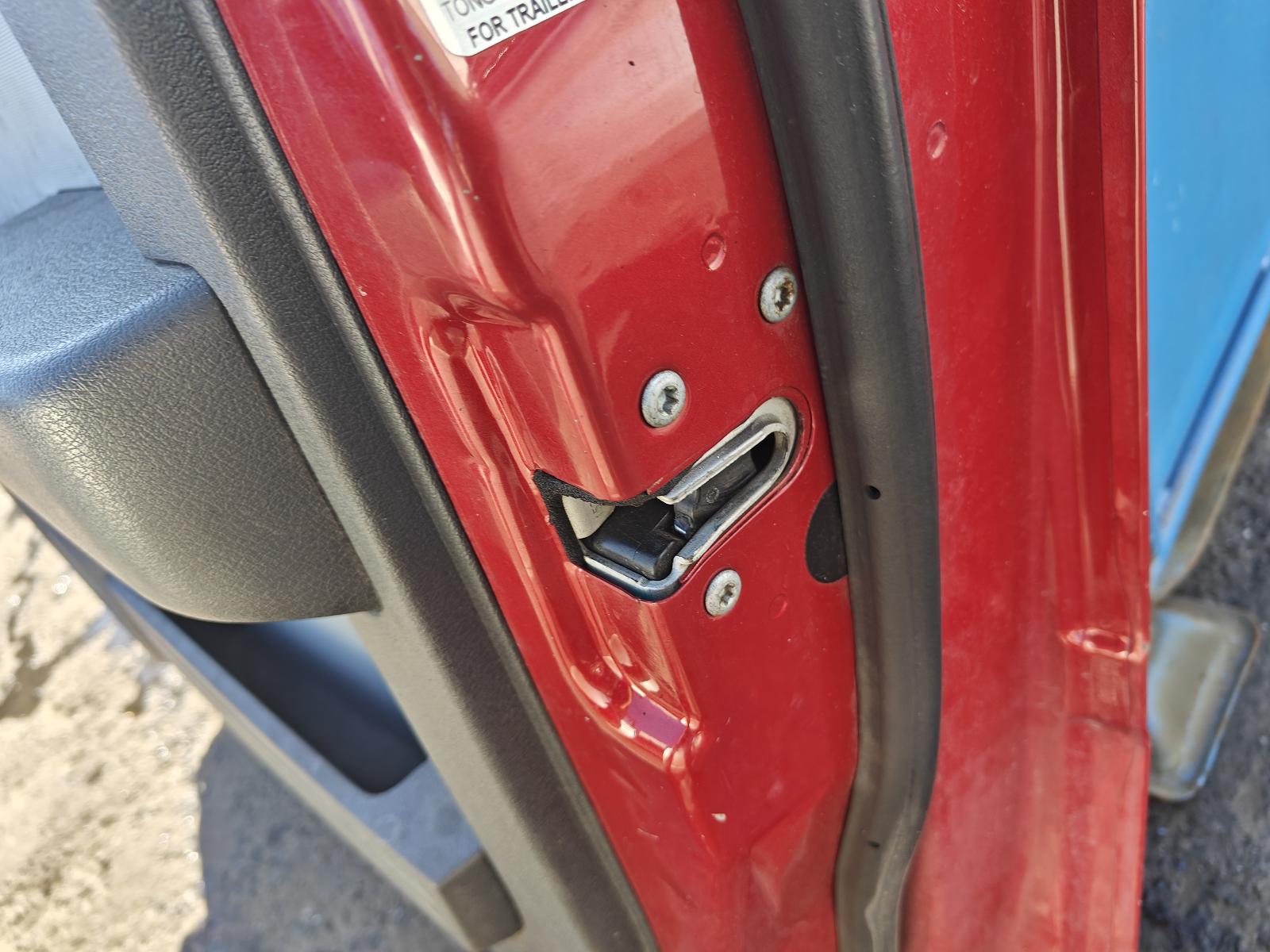 View Auto part Door/Boot/Gate Lock Dodge Nitro 2007