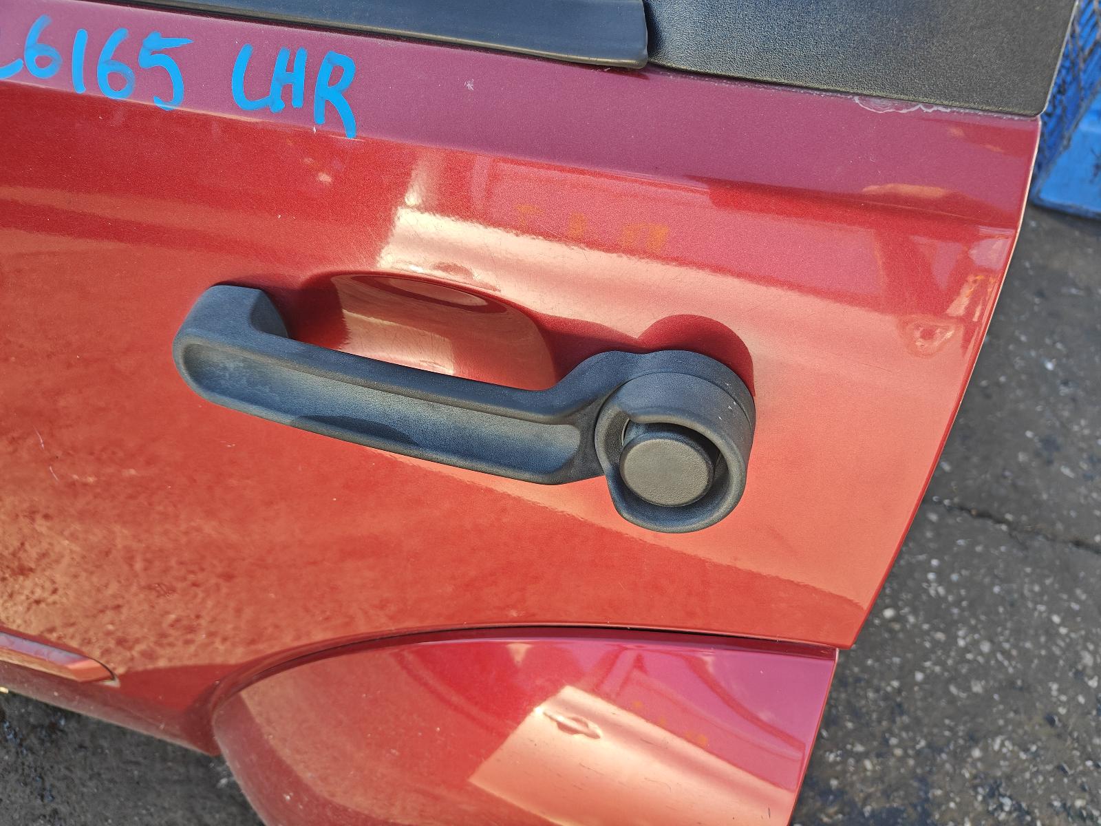 View Auto part Door Handle Dodge Nitro 2007