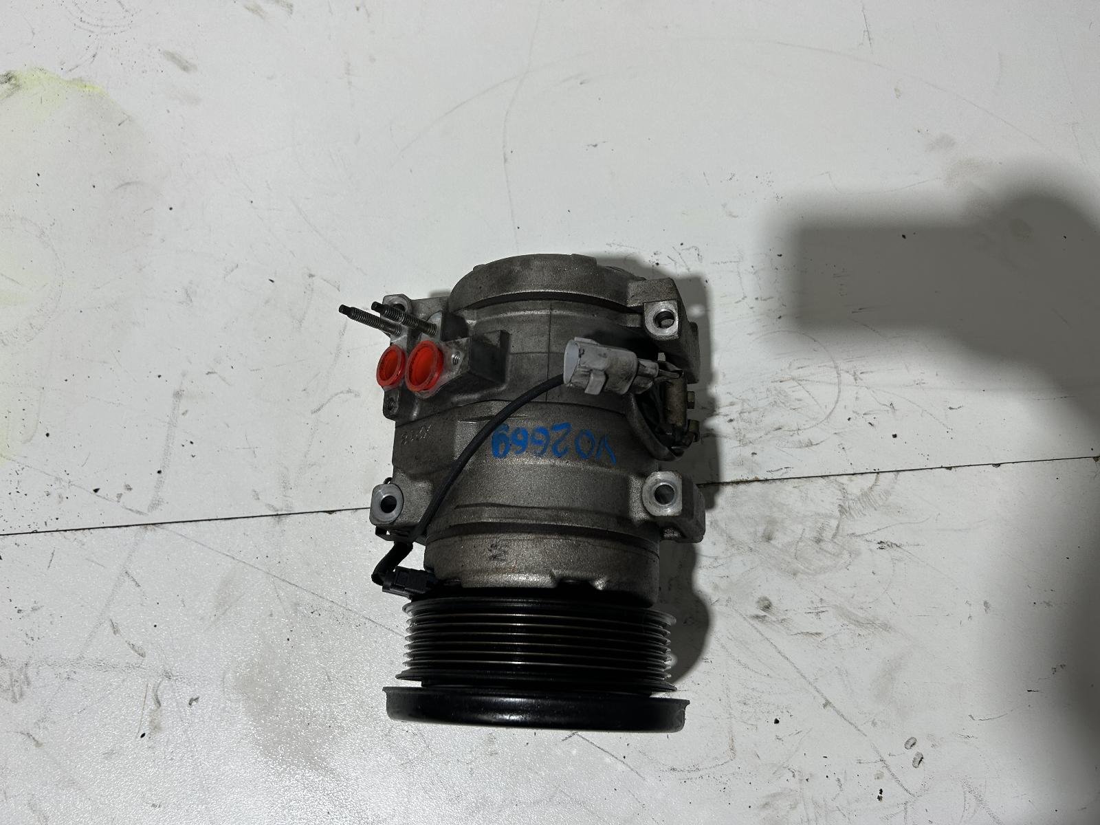 View Auto part A/C Compressor Toyota Prado 2004