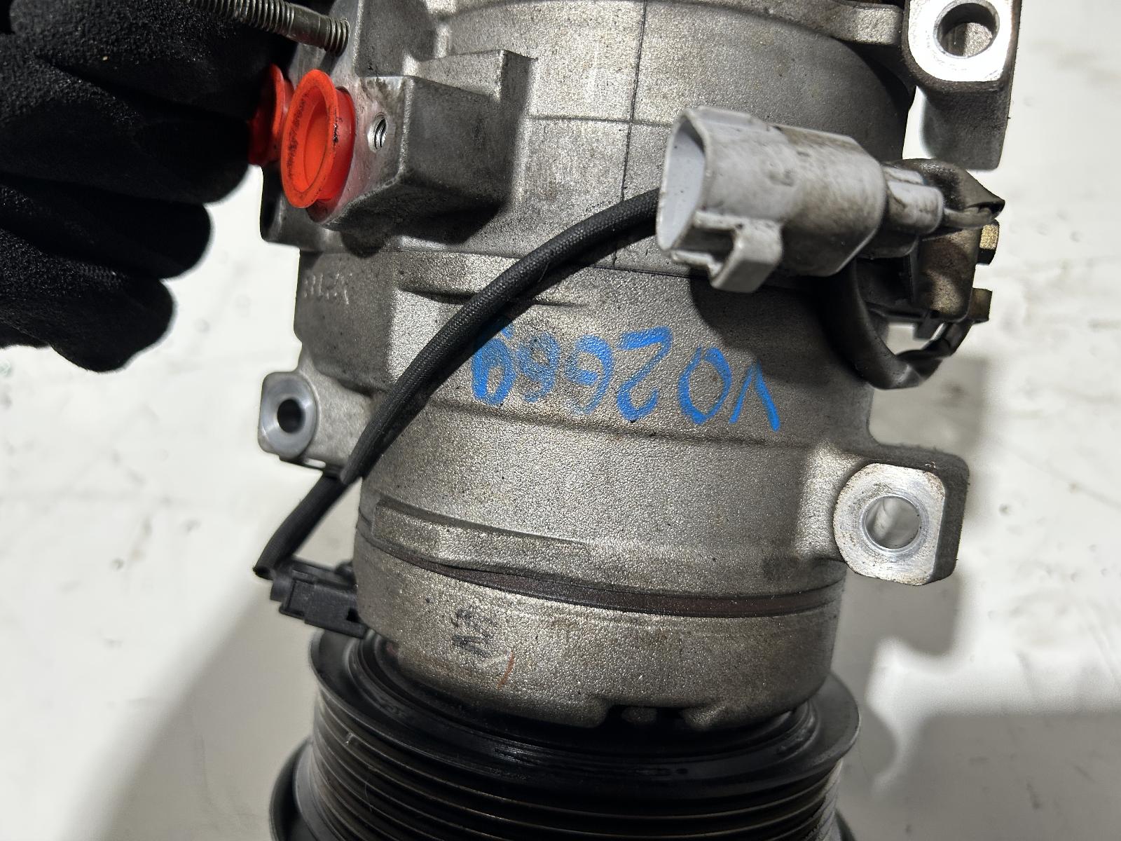View Auto part A/C Compressor Toyota Prado 2004