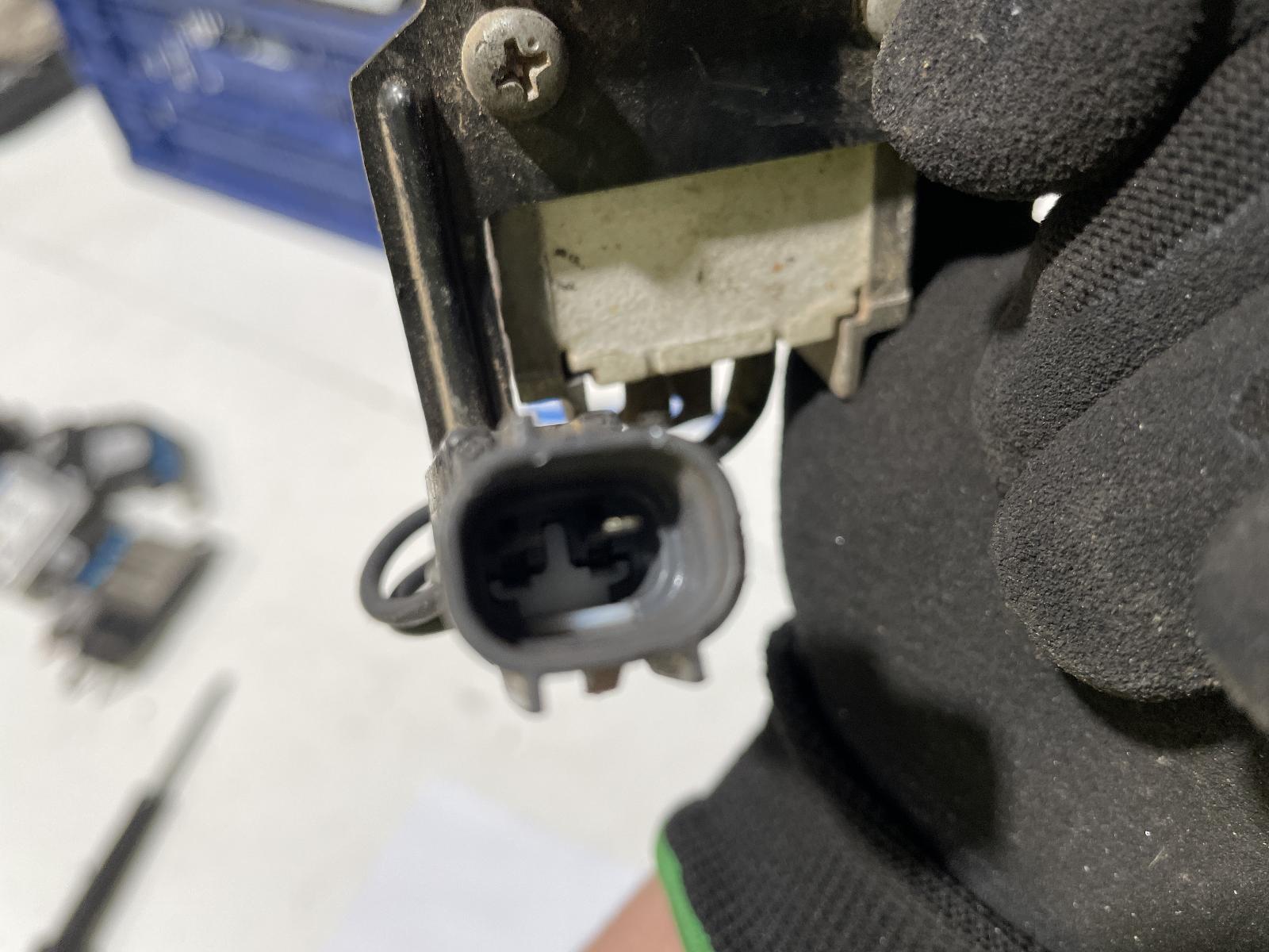 View Auto part Misc Switch/Relay Toyota Prado 2004