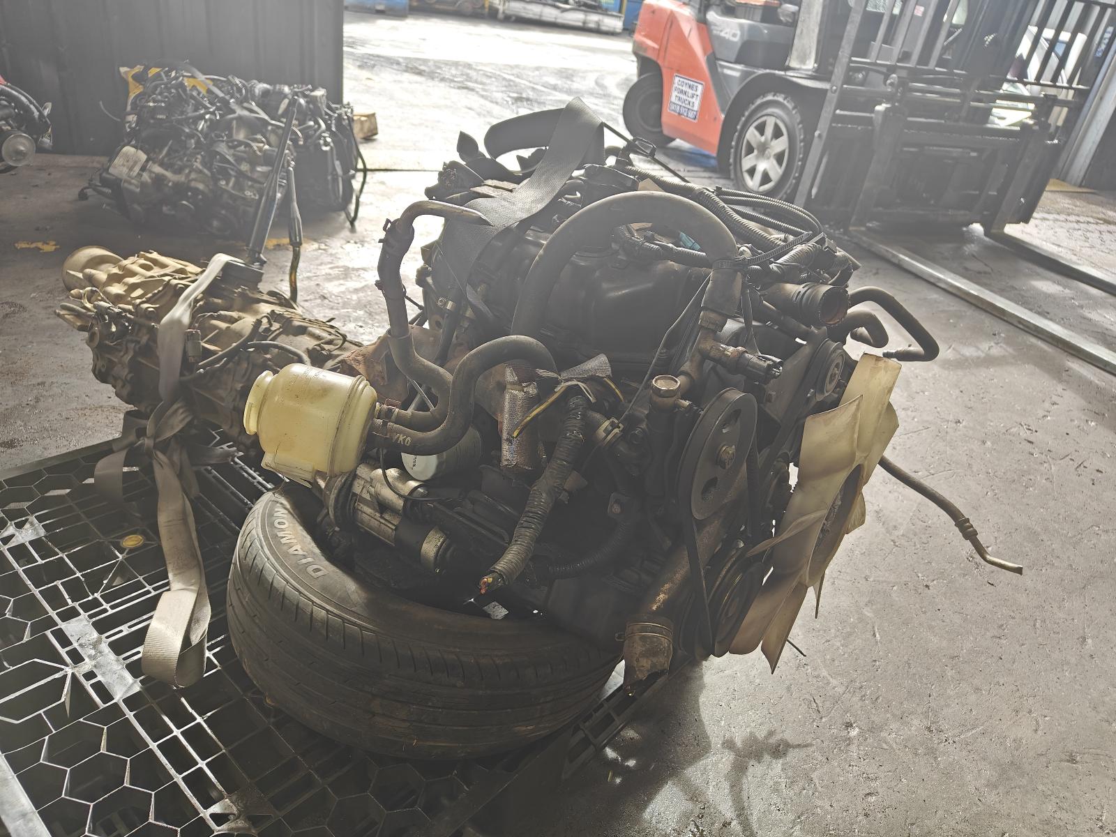 View Auto part Engine Nissan Navara 2004