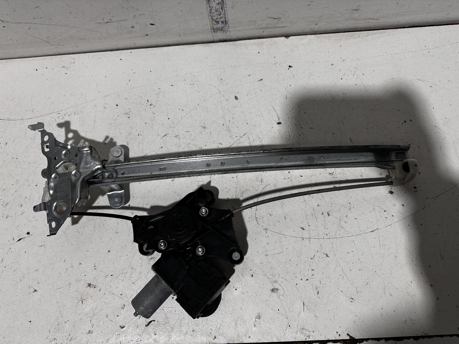 View Auto part Left Rear Wnd Reg/Motor Toyota Corolla 2018