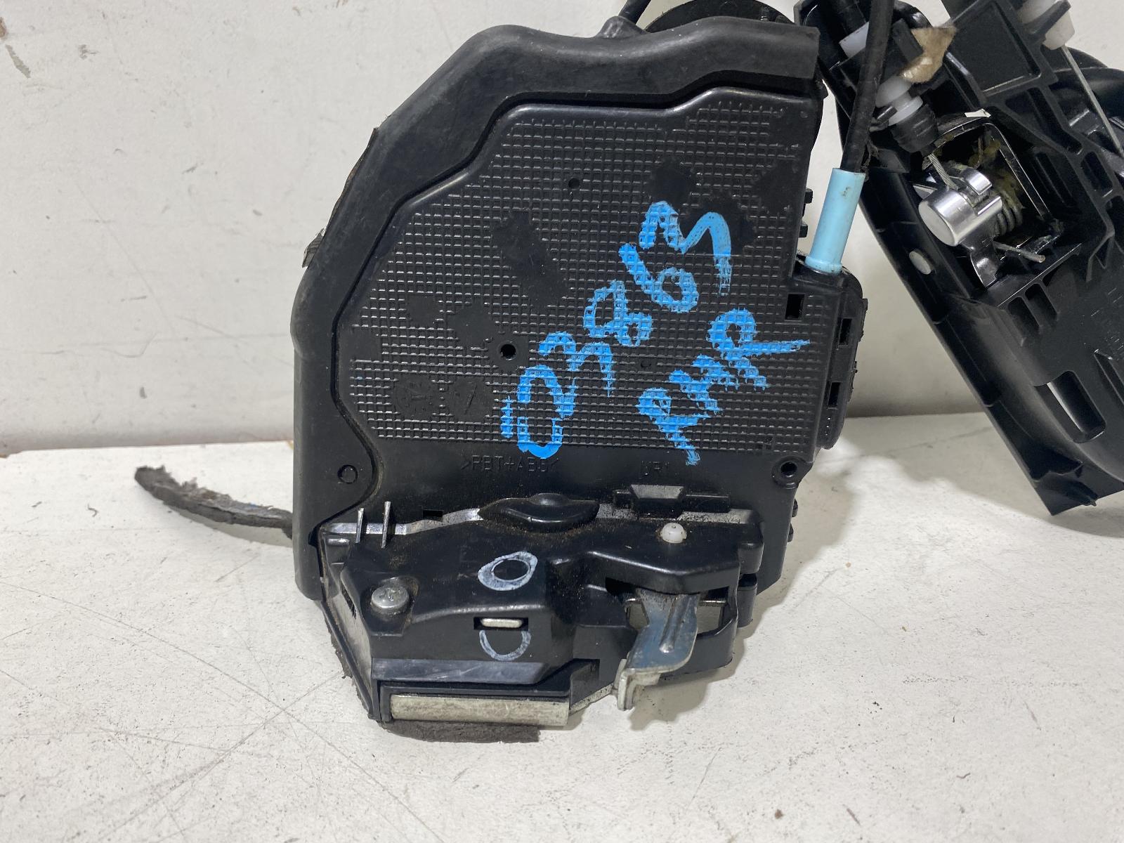 View Auto part Door/Boot/Gate Lock Honda Civic 2015