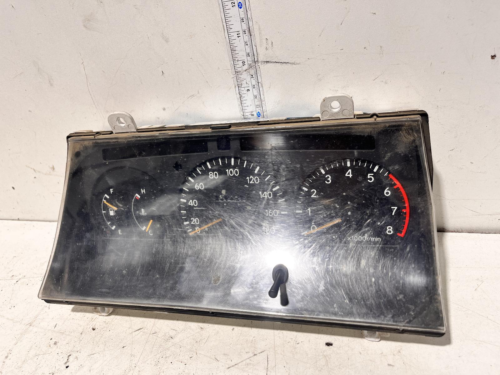 Instrument Cluster Hiace Toyota 1996