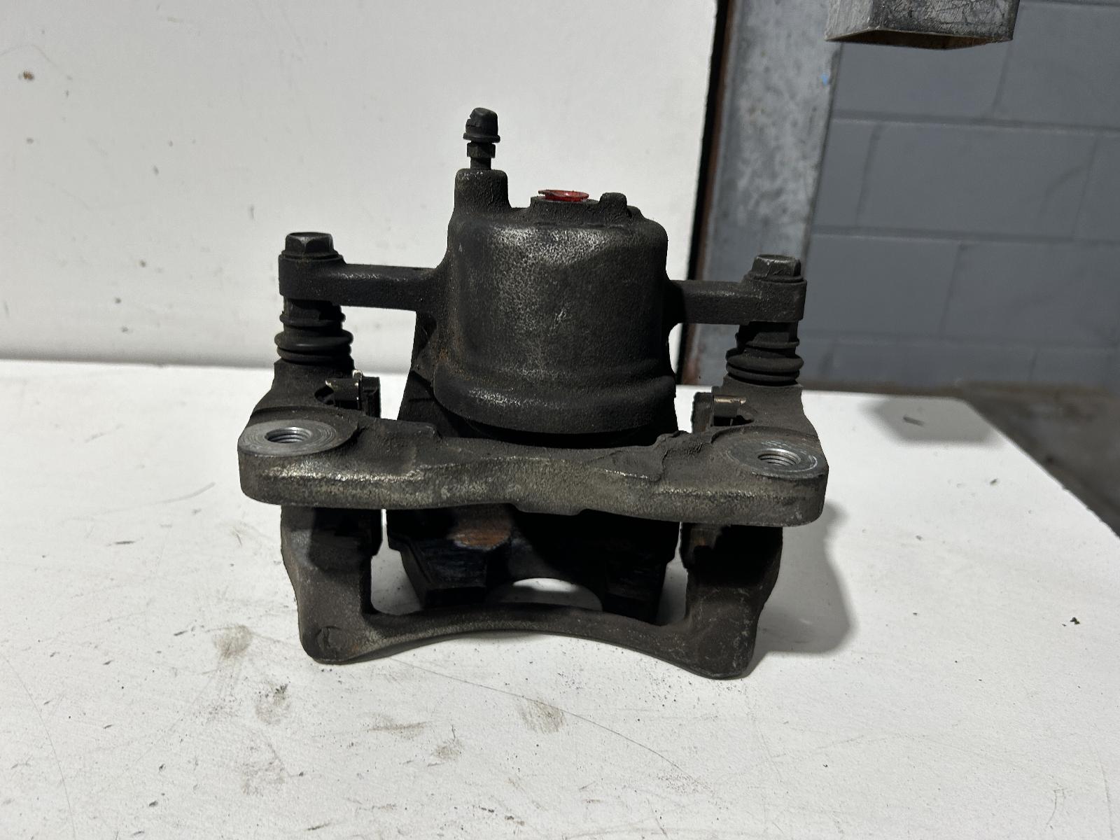 View Auto part Caliper Toyota Prius 2015