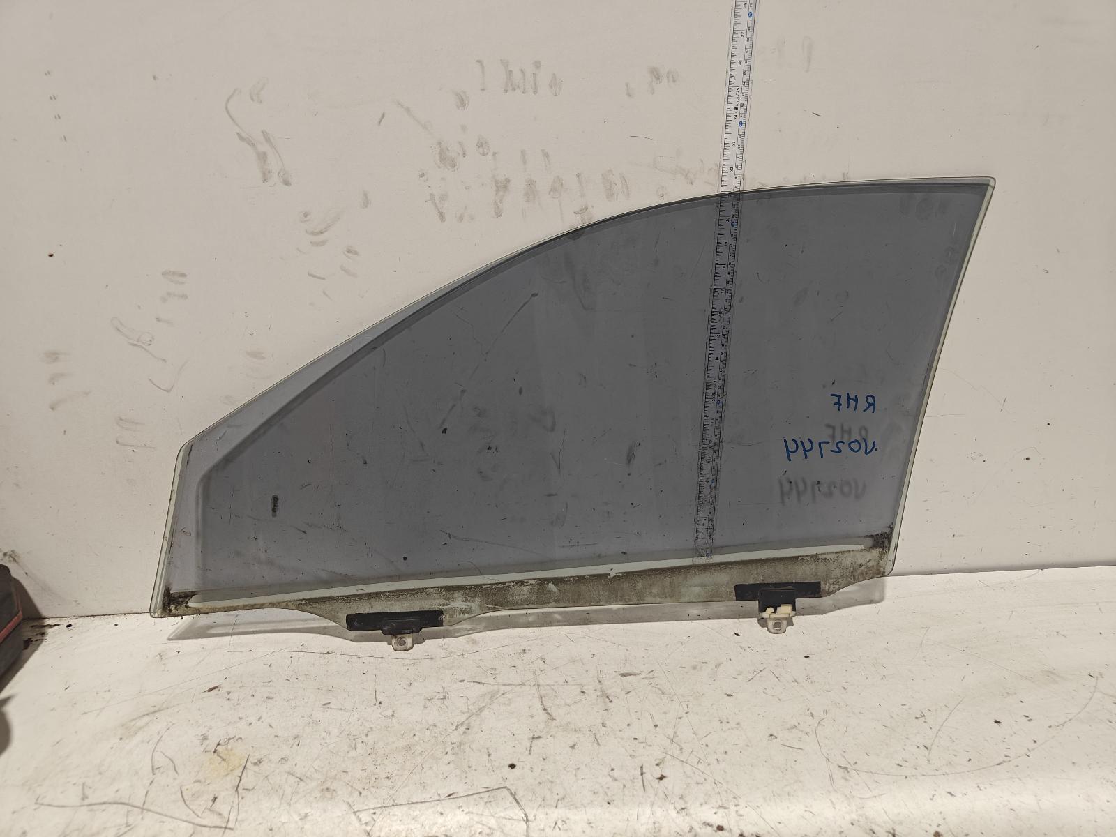 View Auto part Right Front Door Window Toyota Corolla 2004