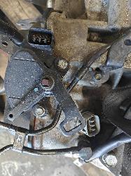 View Auto part Trans/Gearbox Kia Rondo 2010