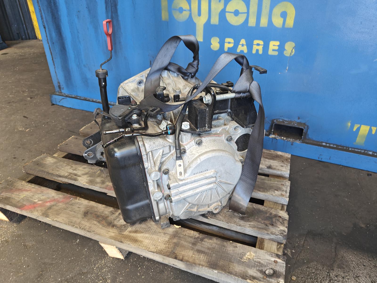 View Auto part Trans/Gearbox Kia Rondo 2010