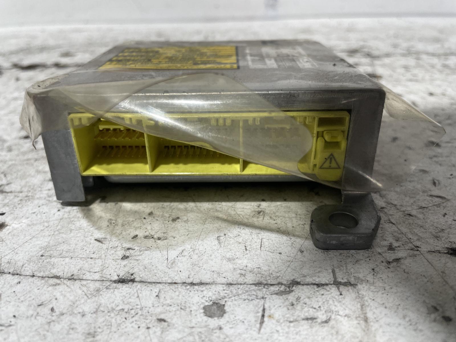 View Auto part Airbag Module/Sensor Toyota Camry 2004