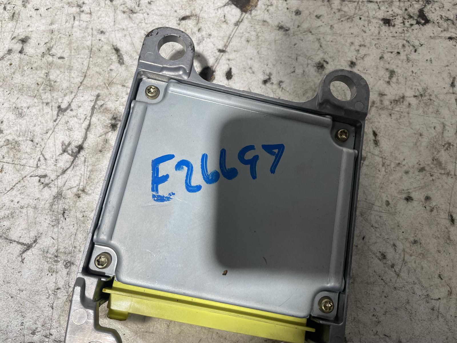 View Auto part Airbag Module/Sensor Toyota Camry 2004