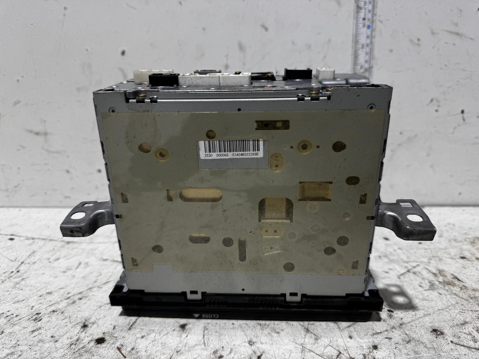 View Auto part Radio/Cd/Dvd/Sat/Tv Toyota Camry 2004