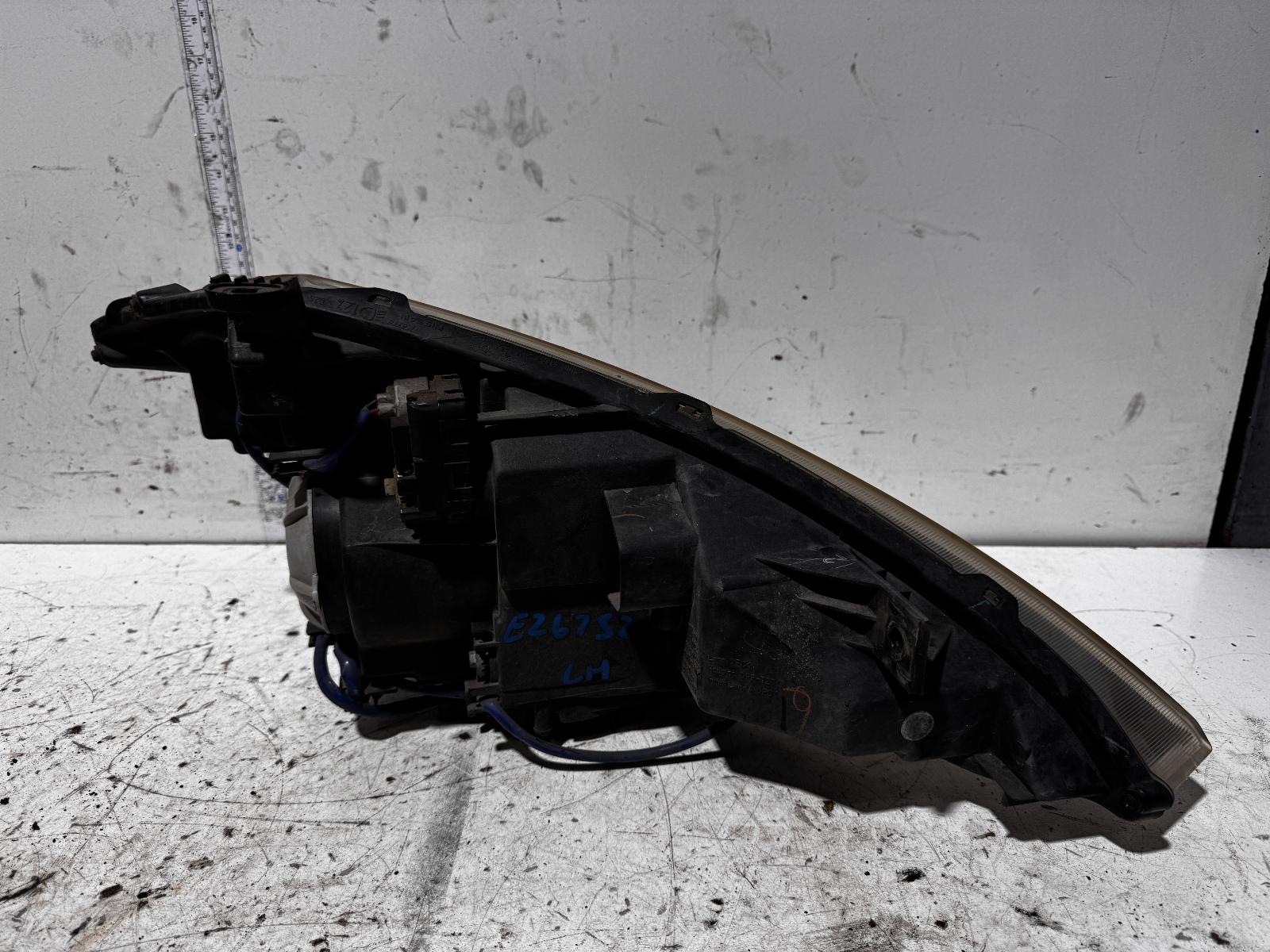 View Auto part Left Headlamp Nissan Murano 2008