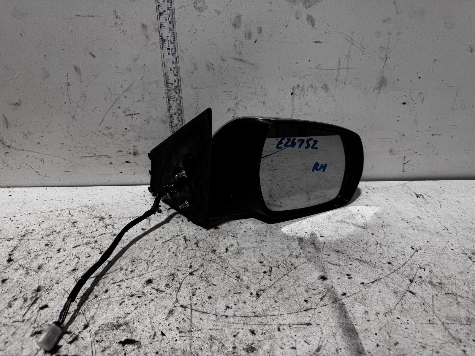 View Auto part Right Door Mirror Nissan Murano 2008
