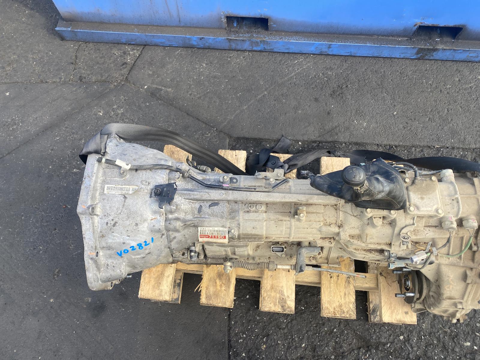 View Auto part Trans/Gearbox Toyota Hilux 2015