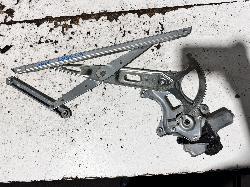 View Auto part Right Front Window Reg/Motor Toyota Rav4 2015