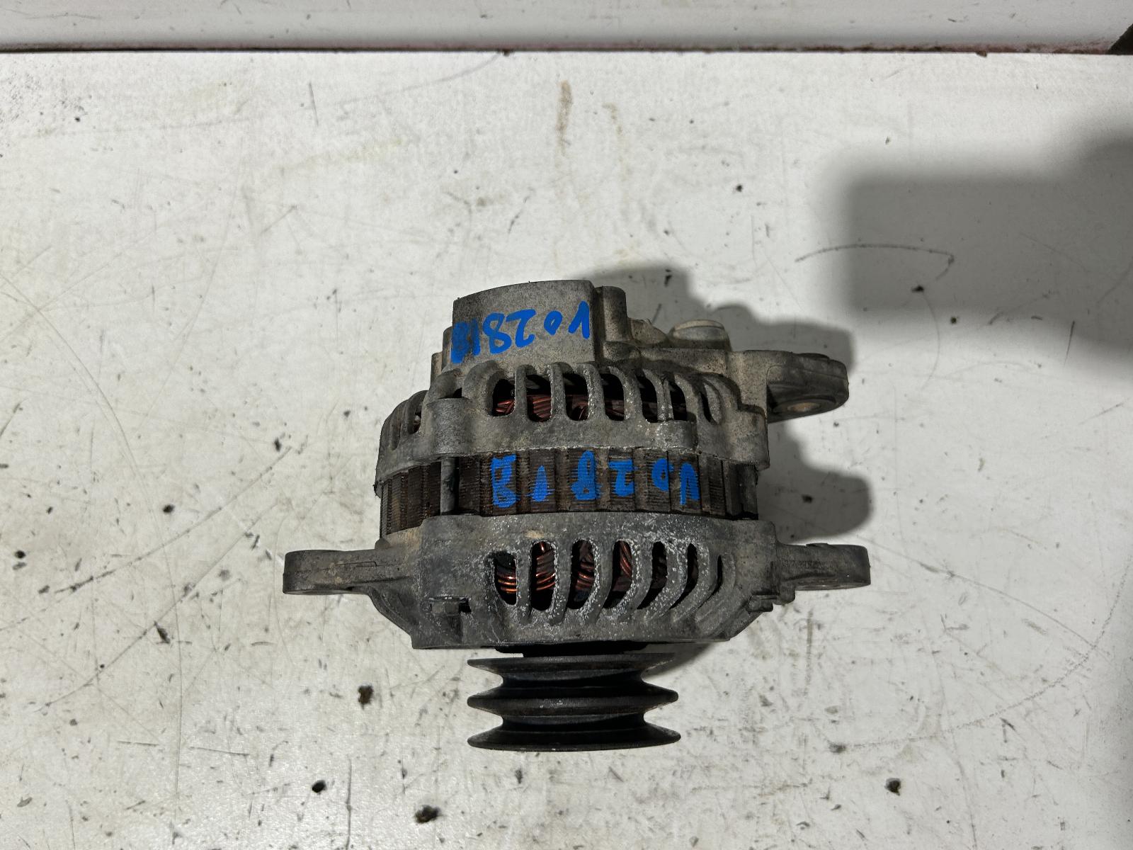 View Auto part Alternator Mitsubishi Triton 2005