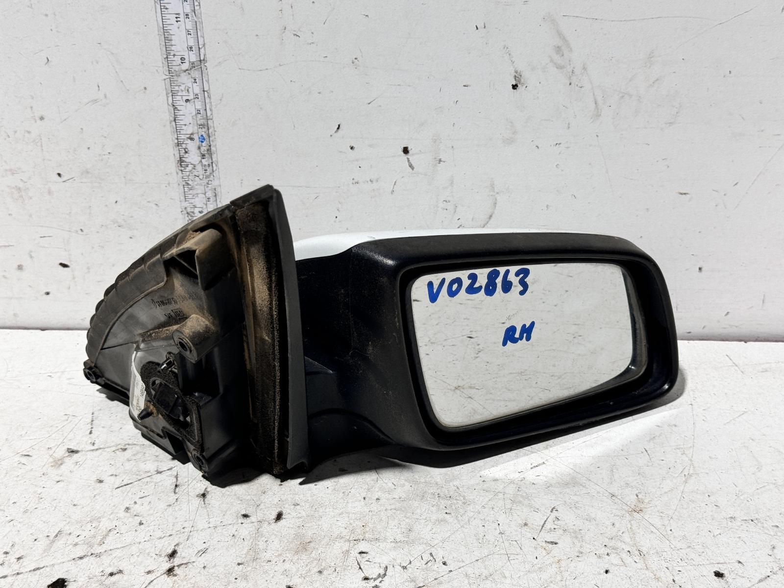 View Auto part Right Door Mirror Holden Commodore 2012