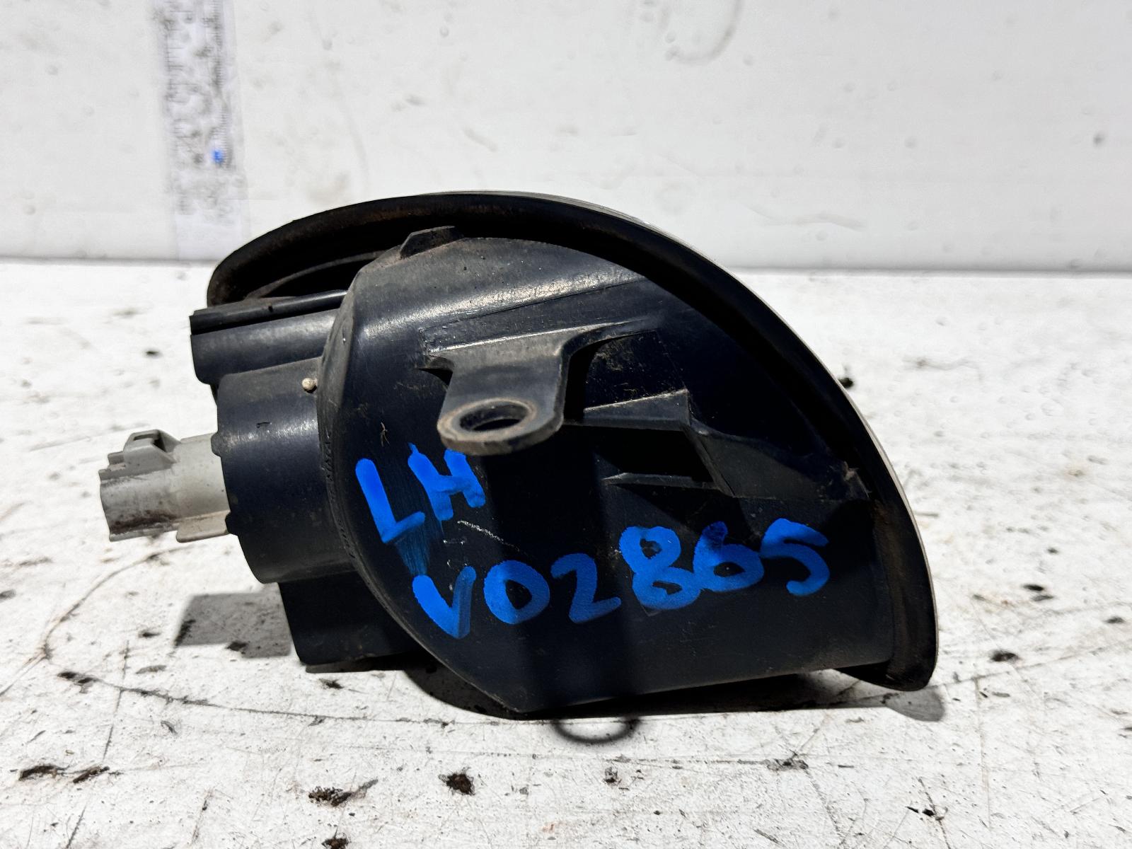 View Auto part Left Indicator/Fog/Side Toyota Corolla 2000