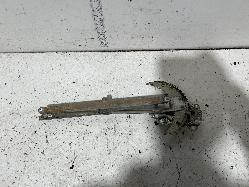 View Auto part Right Rear Wnd Reg/Motor Toyota Hilux 1989