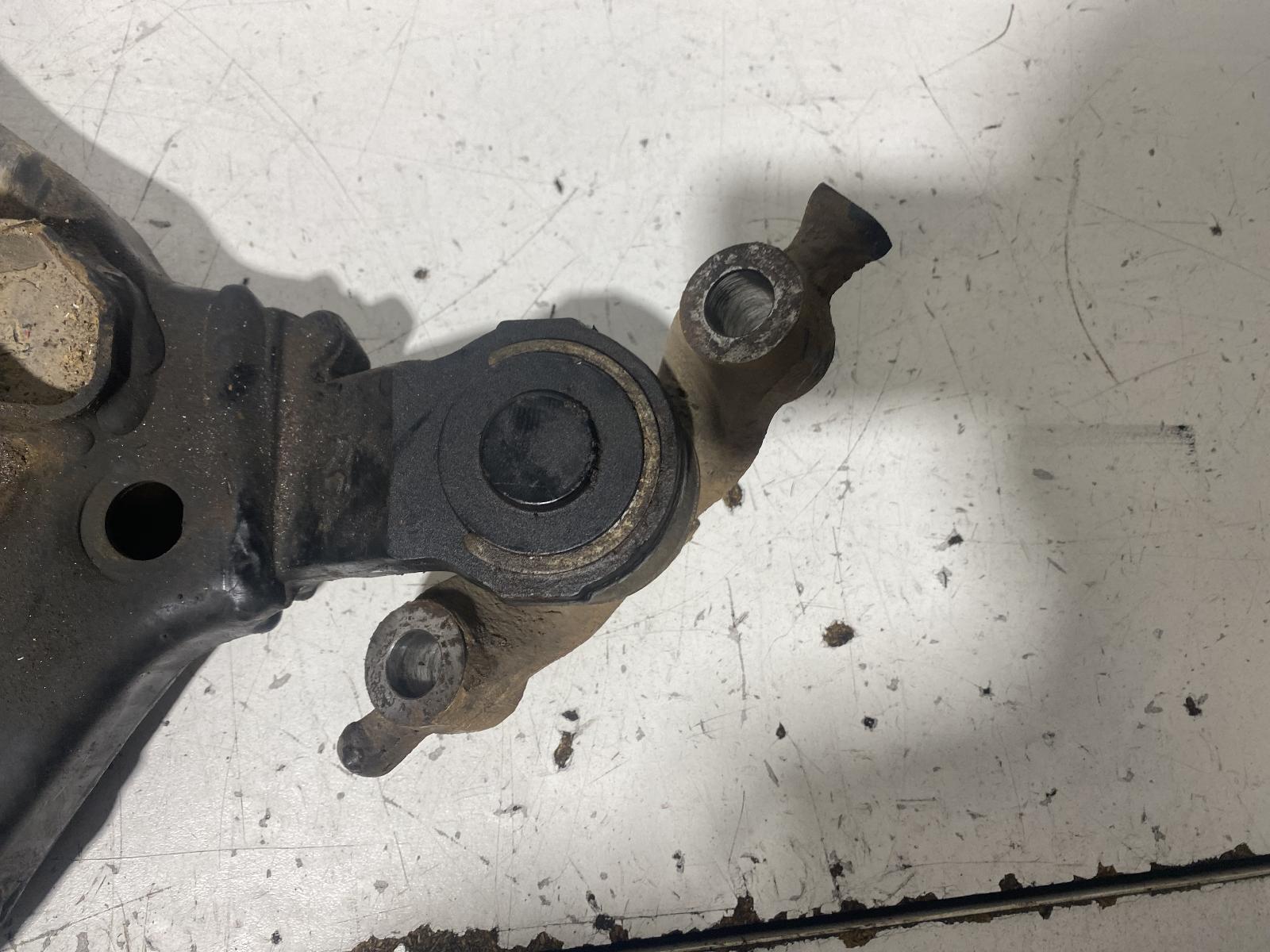View Auto part Right Front Lower Control Arm Toyota Hilux 2010