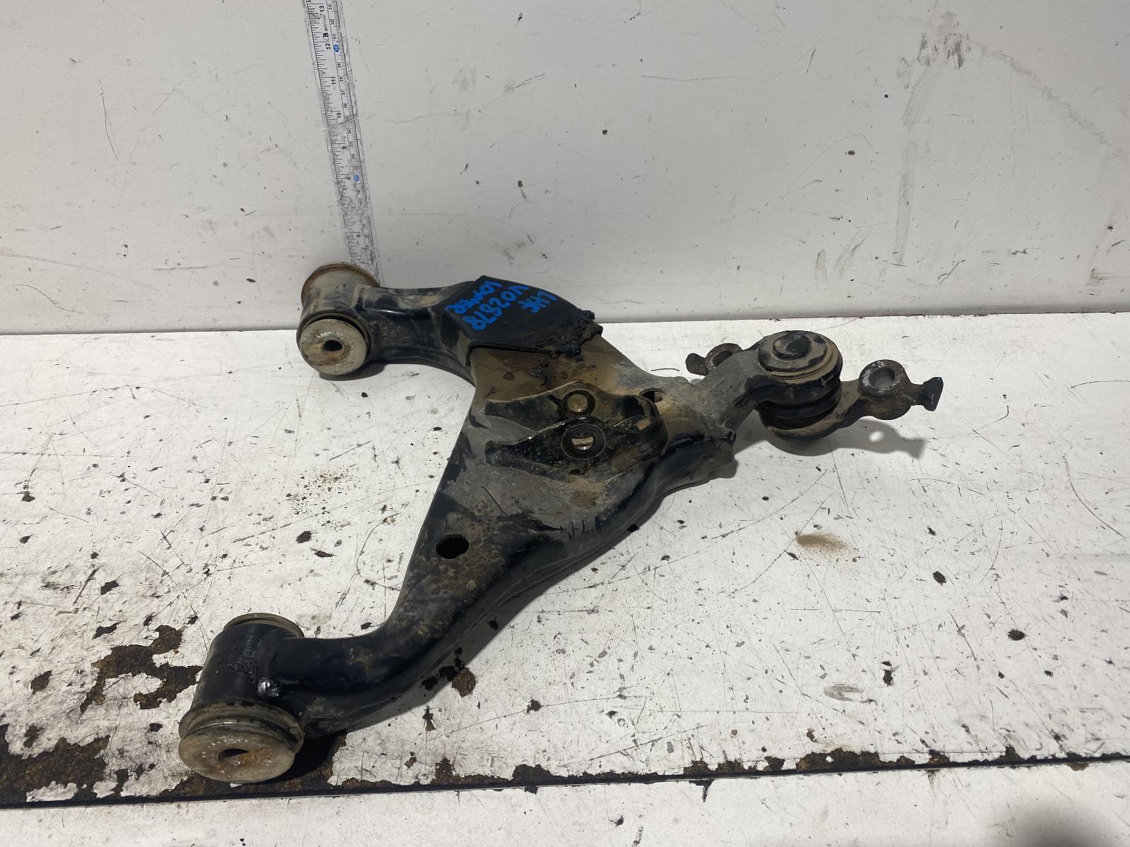 View Auto part Right Front Lower Control Arm Toyota Hilux 2010