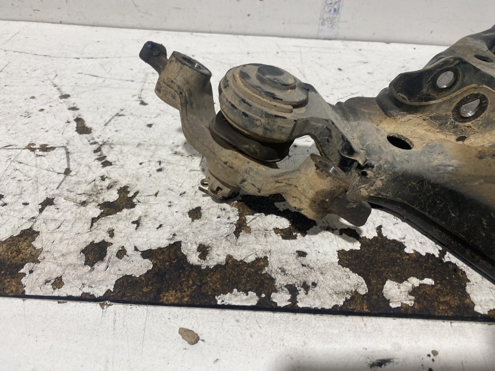 View Auto part Right Front Lower Control Arm Toyota Hilux 2010
