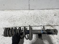View Auto part Right Rear Strut Toyota Kluger 2003
