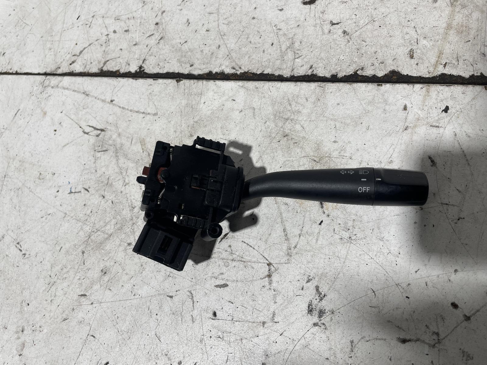 View Auto part Combination Switch Toyota Kluger 2003