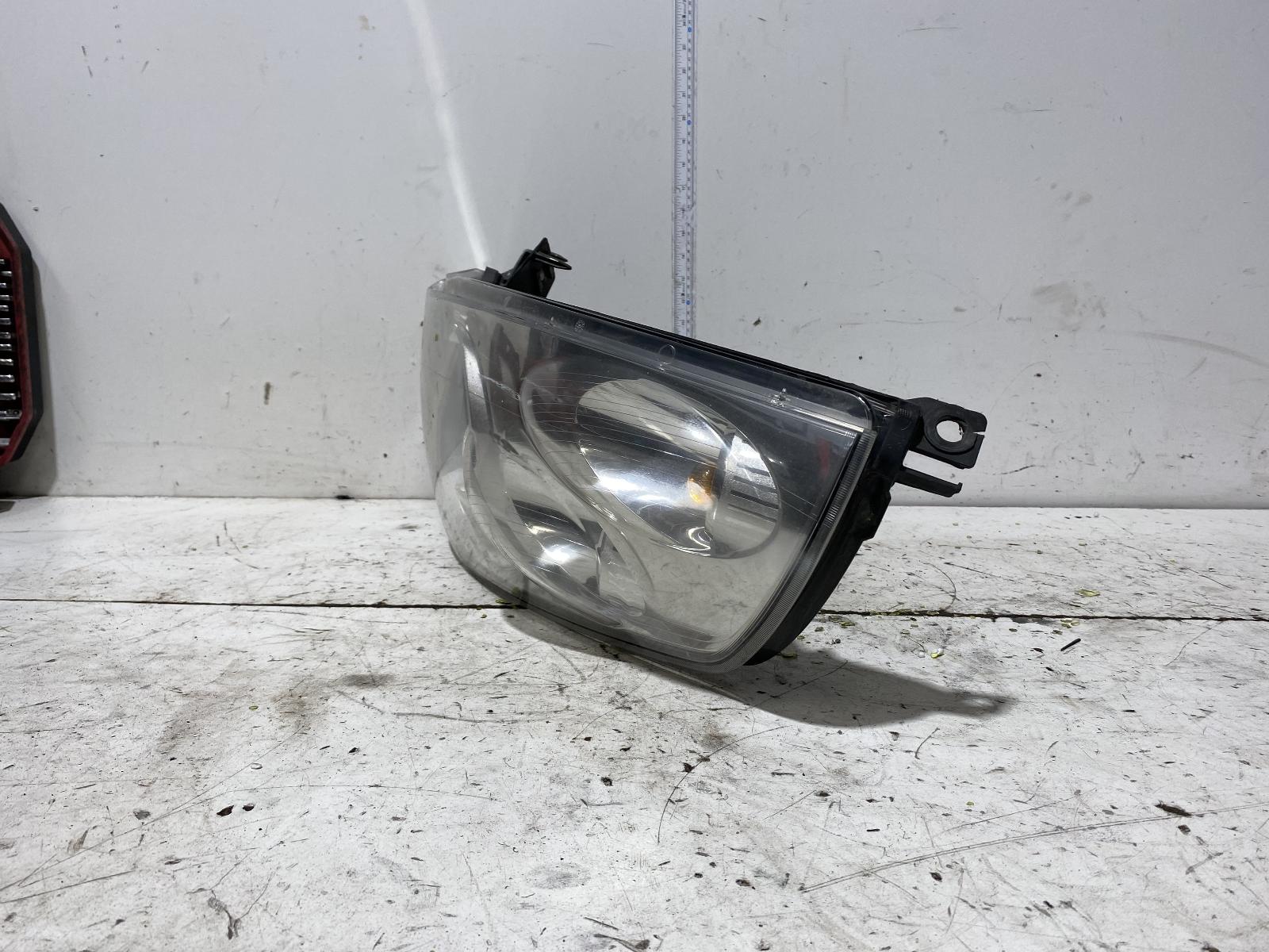 View Auto part Left Headlamp Renault Master 2016