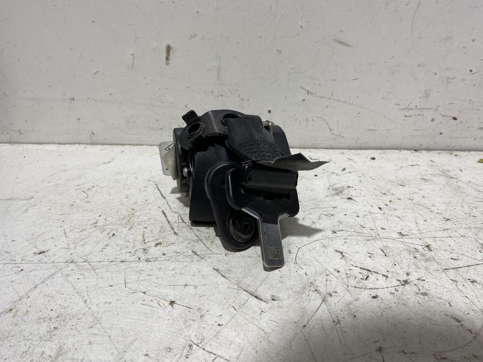 View Auto part Seatbelt/Stalk Renault Master 2016