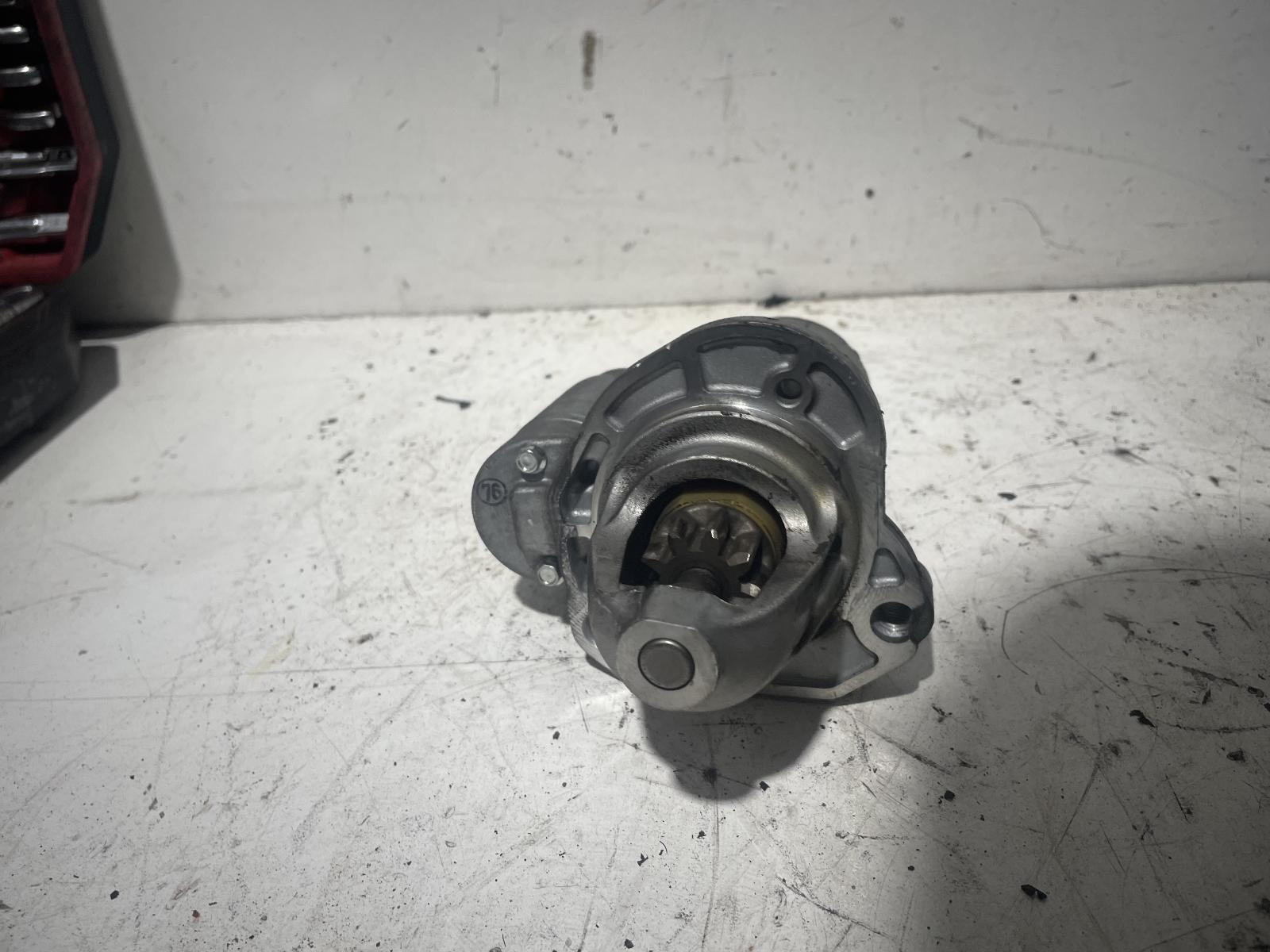 View Auto part Starter Jeep Grandcherokee 2012