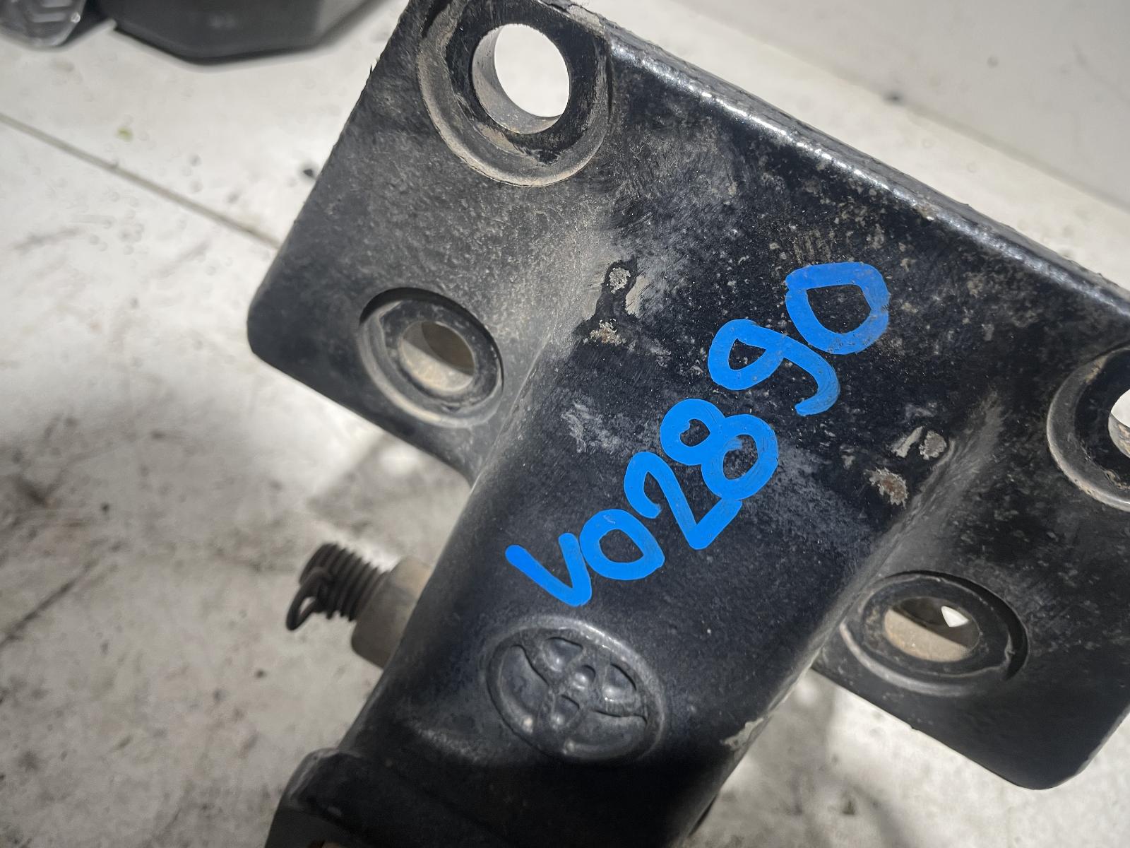 View Auto part Towbar Toyota Prado 2007