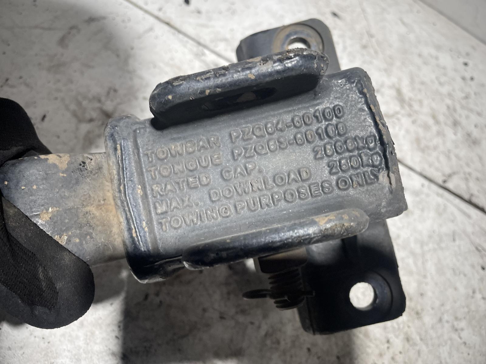 View Auto part Towbar Toyota Prado 2007