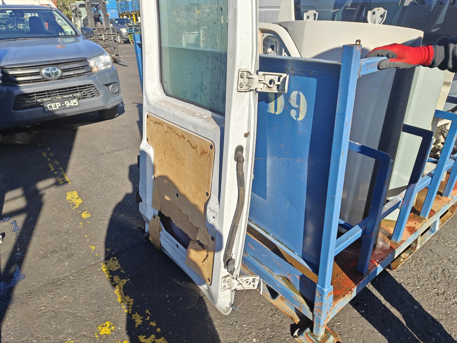 View Auto part Bootlid/Tailgate Renault Master 2016