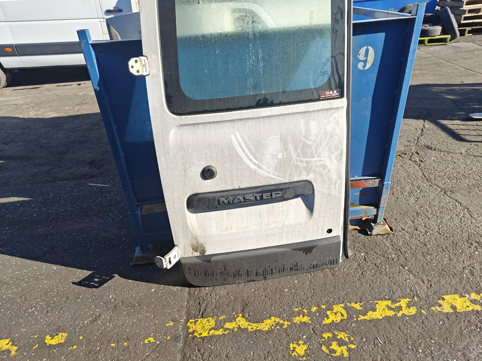 View Auto part Bootlid/Tailgate Renault Master 2016