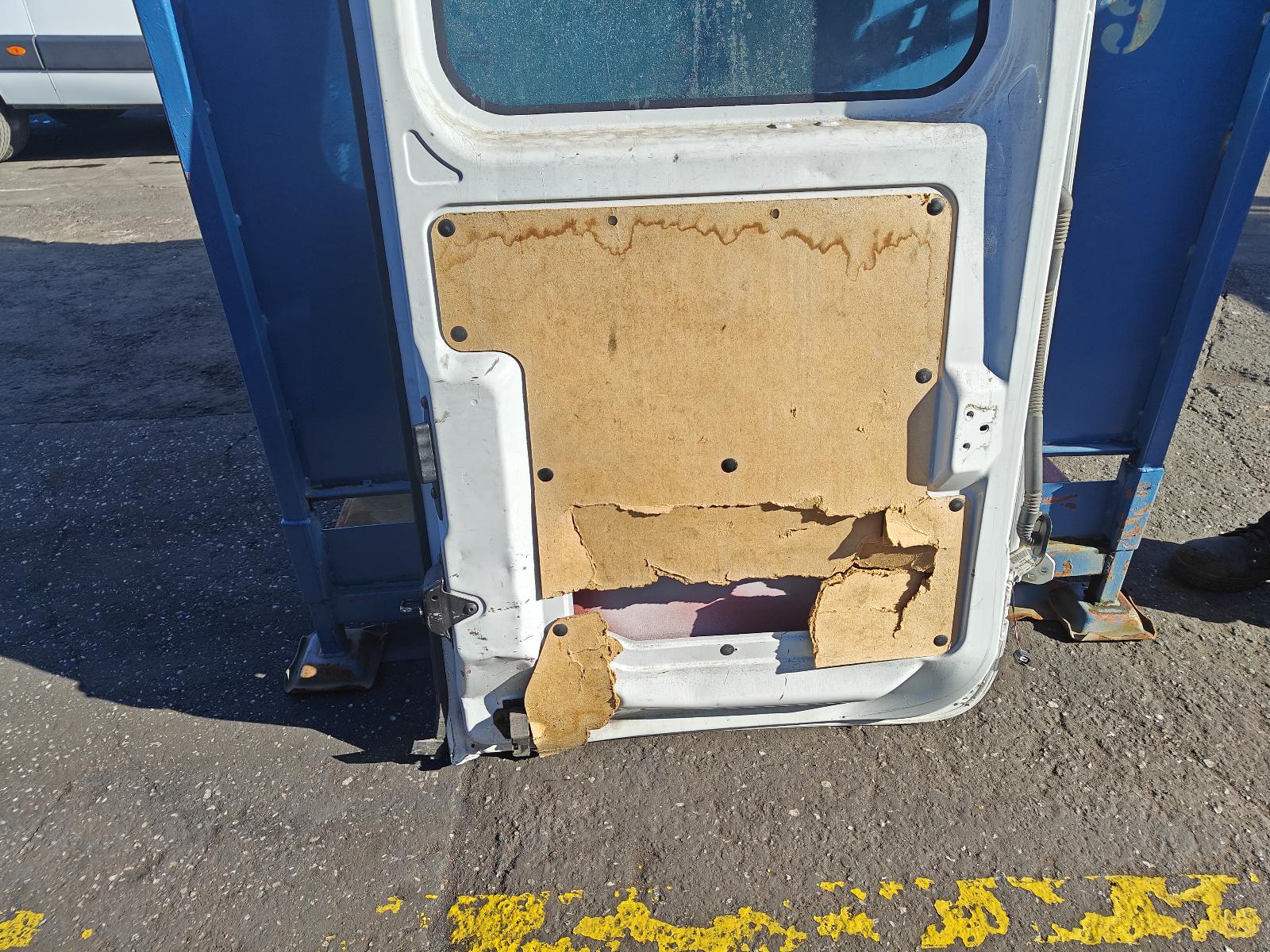 View Auto part Bootlid/Tailgate Renault Master 2016