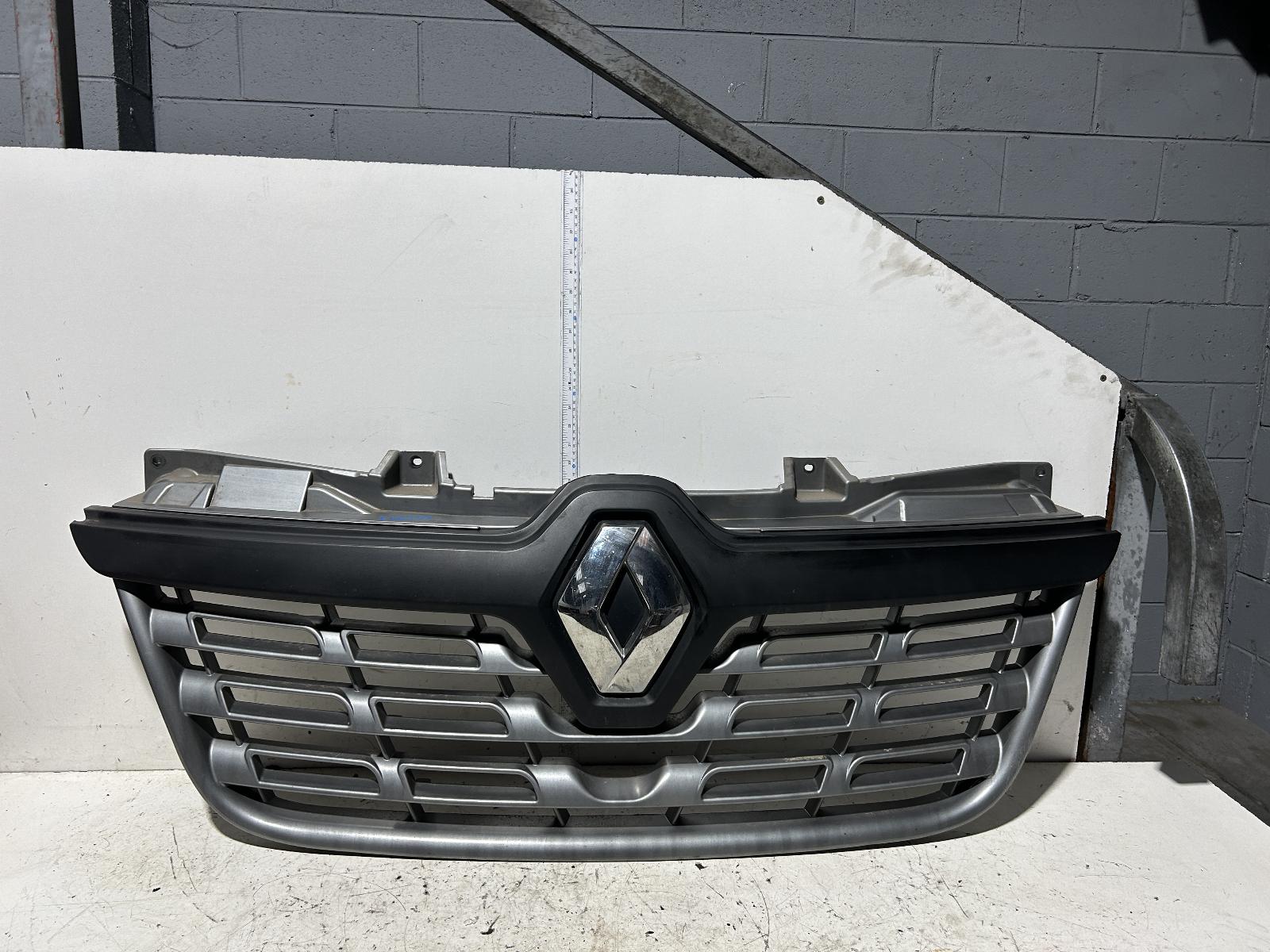 View Auto part Grille Renault Master 2016
