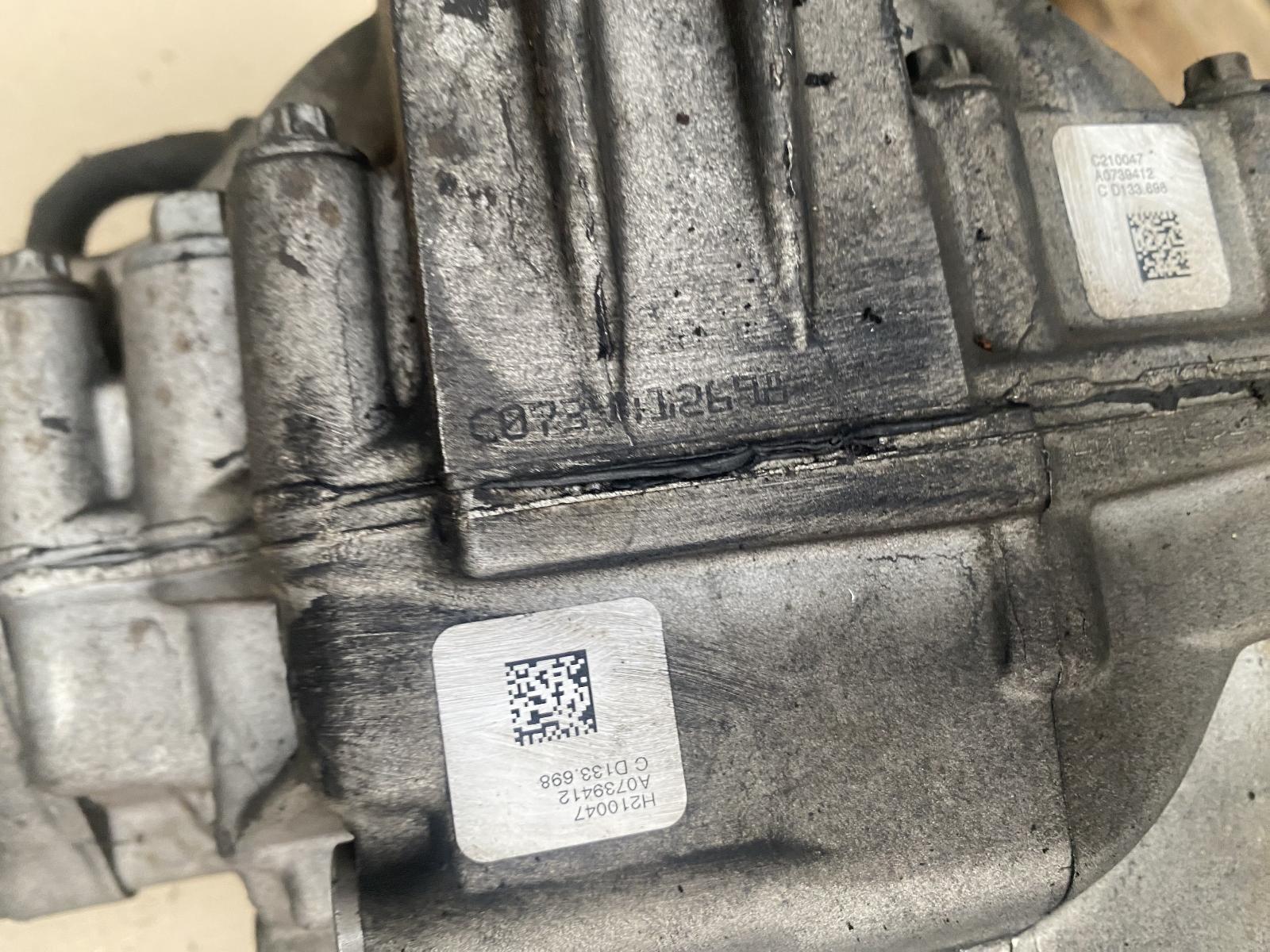 View Auto part Differential Centre Jeep Grandcherokee 2012