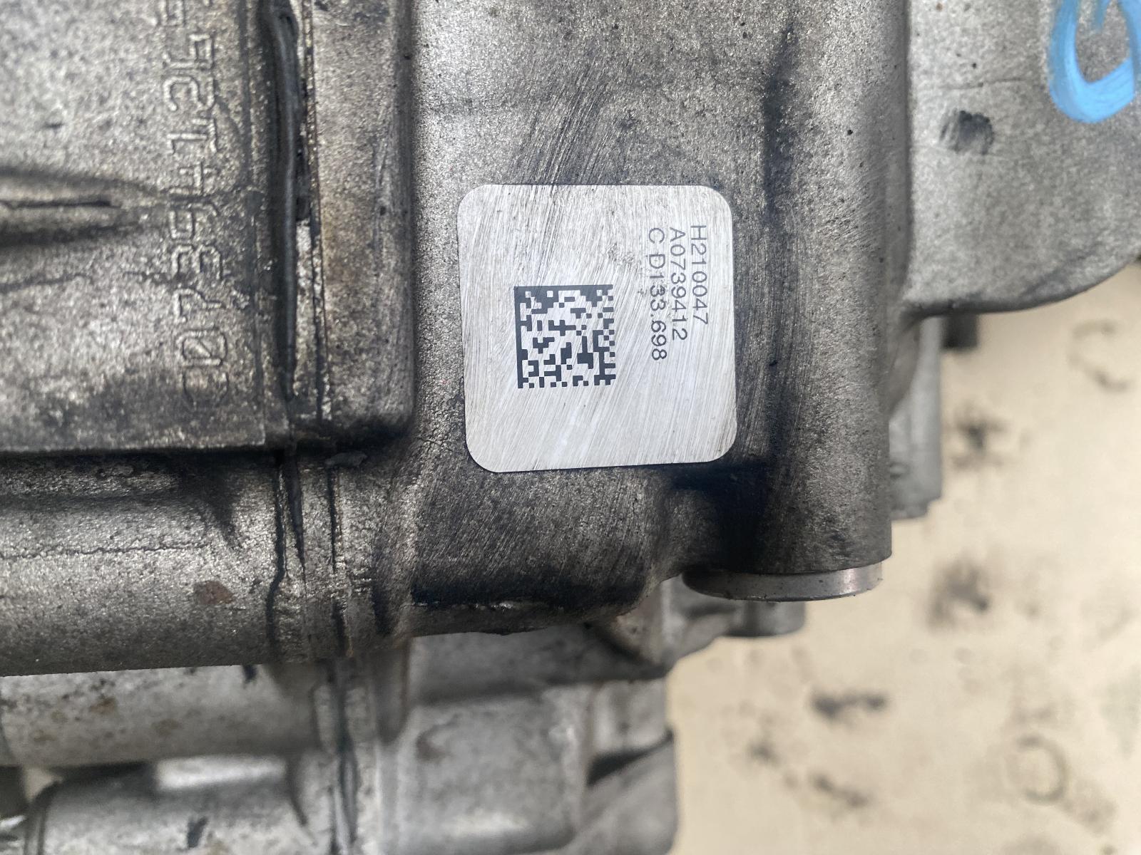 View Auto part Differential Centre Jeep Grandcherokee 2012